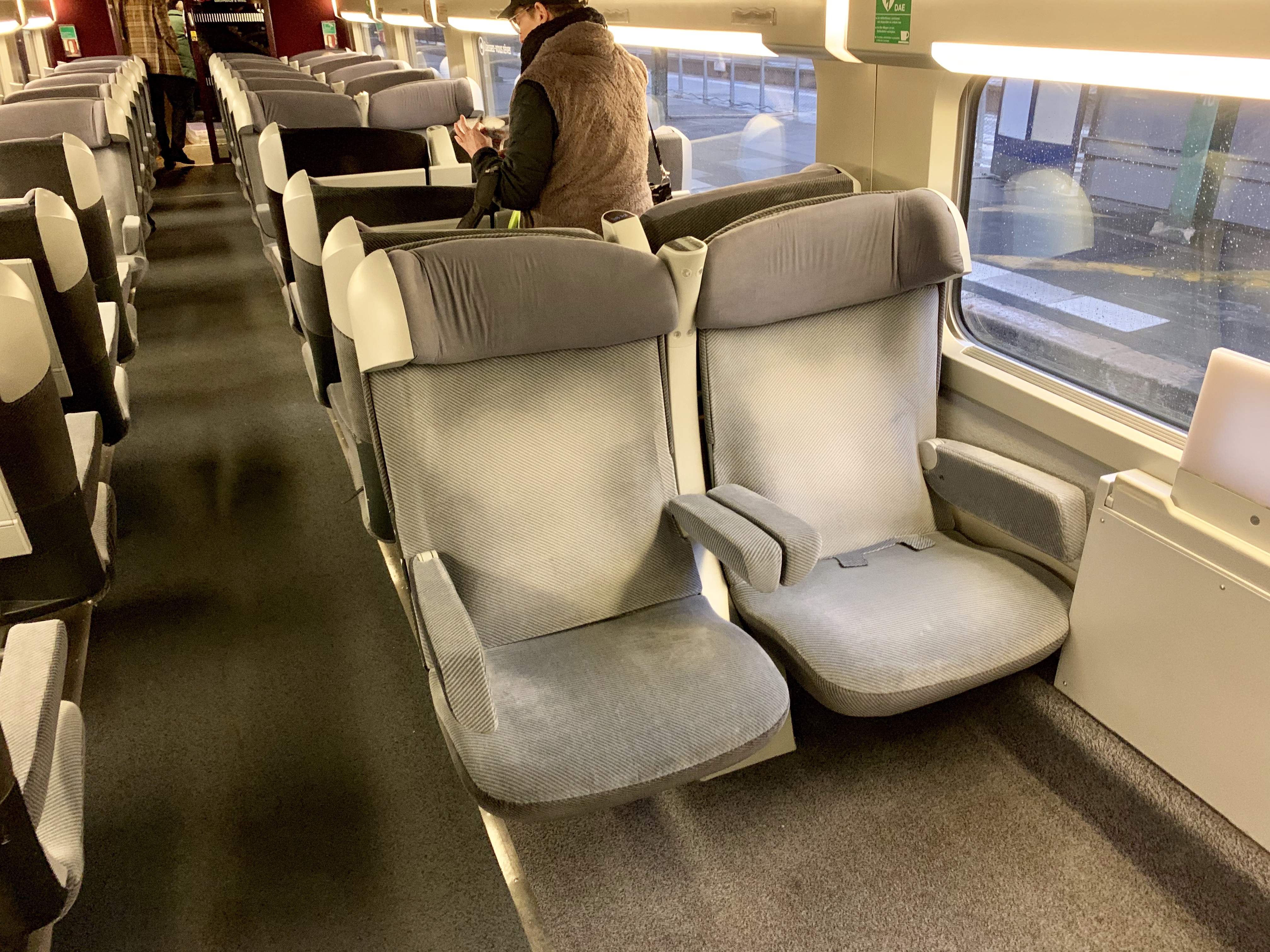 TGV Lyria, Business First: Paris Gare de Lyon to Basel SBB – knightofmalta